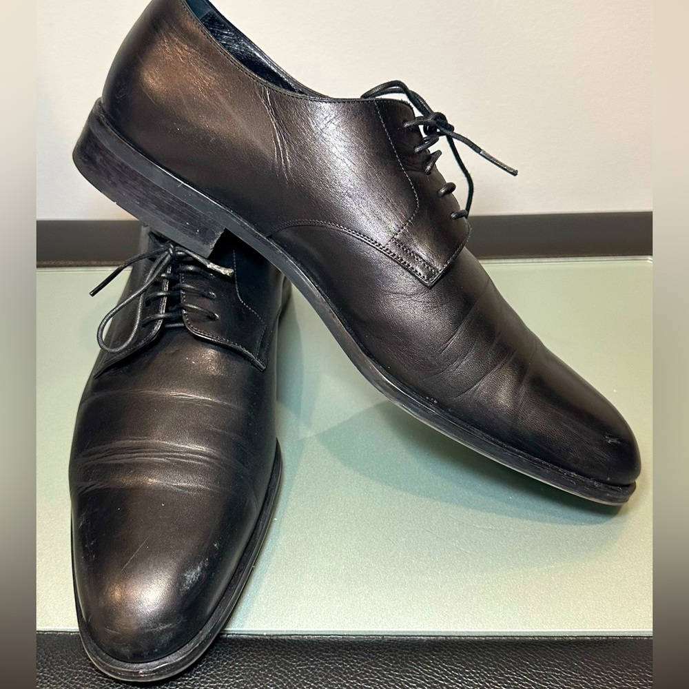 WORN LOUIS VUITTON MEN’S DRESS DERBY SHOES LACE UP. US SIZE 10.5, LV SIZE 9.5